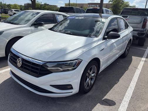Pure White 2019 Volkswagen Jetta 1.4T R-Line