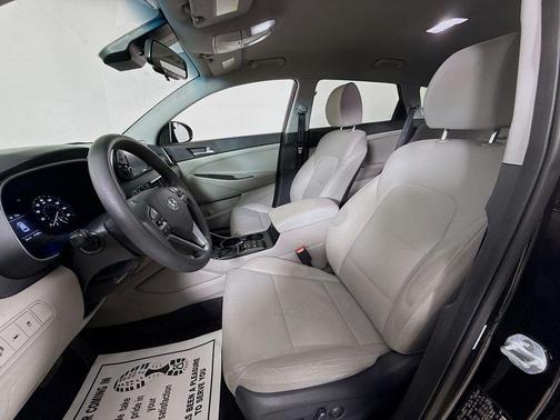 Black Noir Pearl 2019 Hyundai TUCSON Value