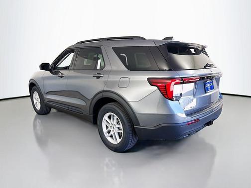 Carbonized Gray Metallic 2026 Ford Explorer Active