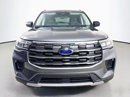 Carbonized Gray Metallic 2026 Ford Explorer Active