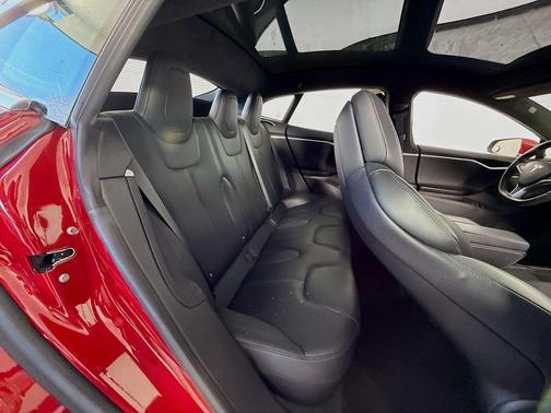 2017 Tesla Model S P100D