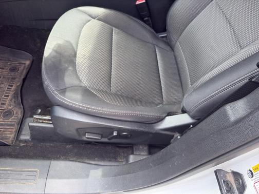 Oxford White 2019 Ford Explorer XLT