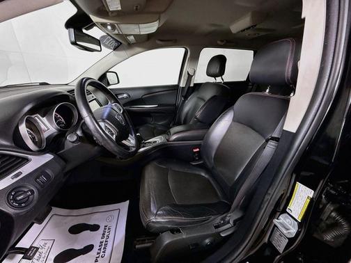 Pitch Black Clearcoat 2017 Dodge Journey GT