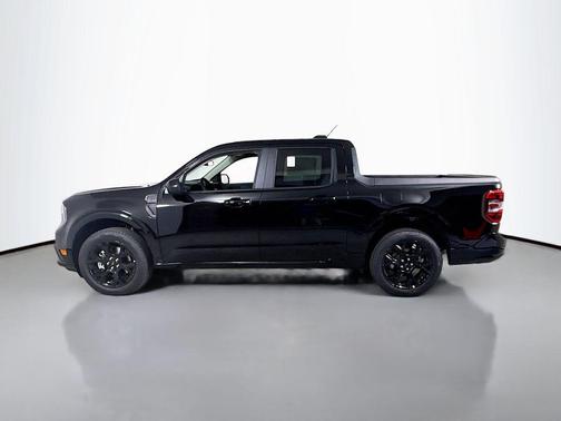 Shadow Black 2026 Ford Maverick Lobo Standard