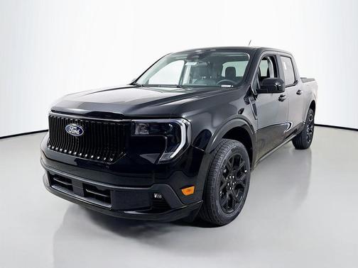 Shadow Black 2026 Ford Maverick Lobo Standard