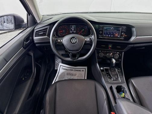 Platinum Gray Metallic 2020 Volkswagen Jetta 1.4T SE