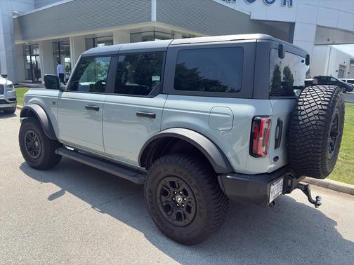 Cactus Green / Gray 2022 Ford Bronco Wildtrak