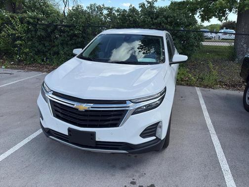 Summit White 2022 Chevrolet Equinox 2LT