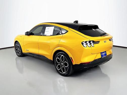2022 Ford Mustang Mach-E GT