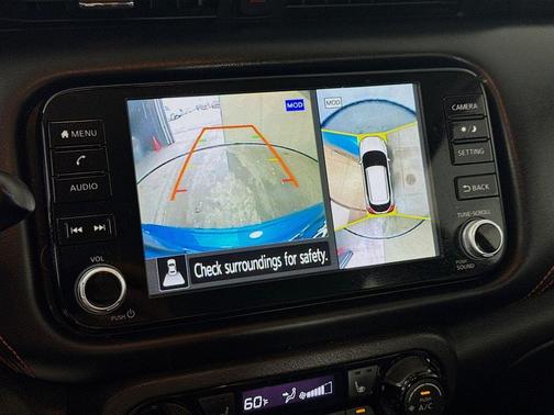 2021 Nissan Kicks SR