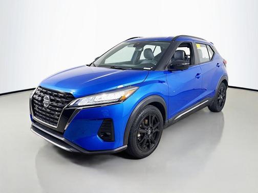 2021 Nissan Kicks SR
