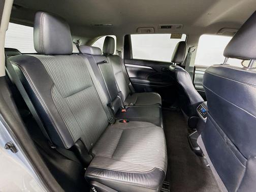 2015 Toyota Highlander LE Plus