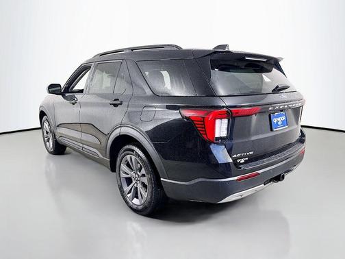 Agate Black Metallic 2026 Ford Explorer Active