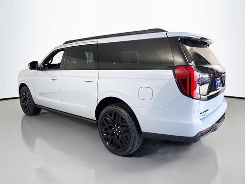 Glacier Gray Metallic 2026 Ford Expedition Max Platinum