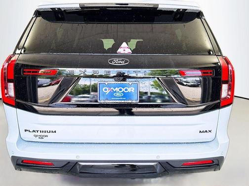 Glacier Gray Metallic 2026 Ford Expedition Max Platinum
