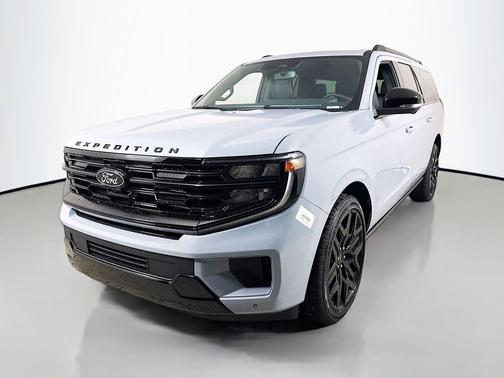 Glacier Gray Metallic 2026 Ford Expedition Max Platinum