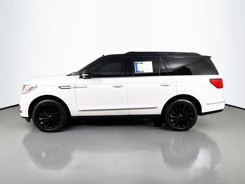 Pristine White 2021 Lincoln Navigator Reserve