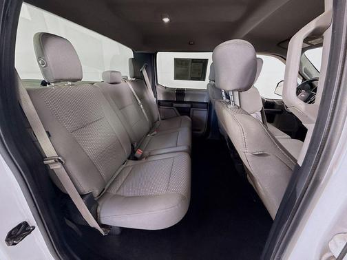 Oxford White 2016 Ford F-150 XLT
