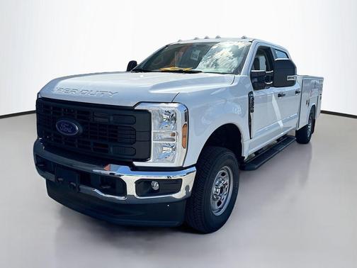Oxford White 2026 Ford F-250 XL