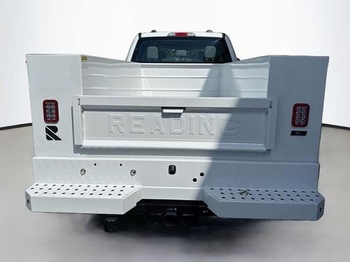 Oxford White 2026 Ford F-250 XL