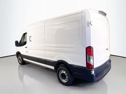 Oxford White 2023 Ford Transit-250 Base
