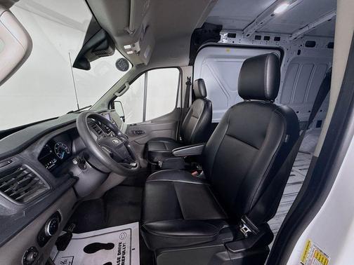 Oxford White 2023 Ford Transit-250 Base