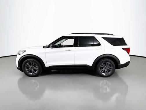 Star White 2026 Ford Explorer Active