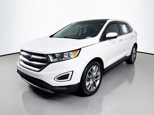 White Platinum Tri-Coat Metallic 2017 Ford Edge Titanium