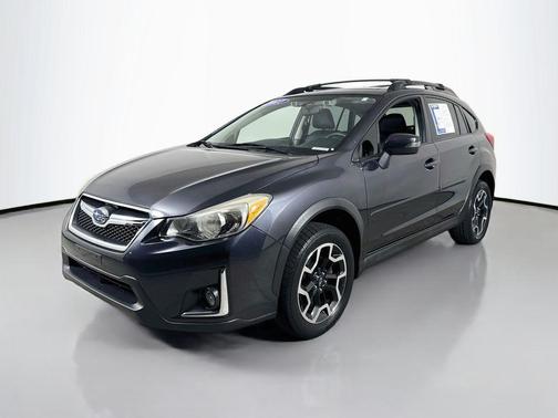 Dark Gray Metallic 2017 Subaru Crosstrek 2.0i Limited