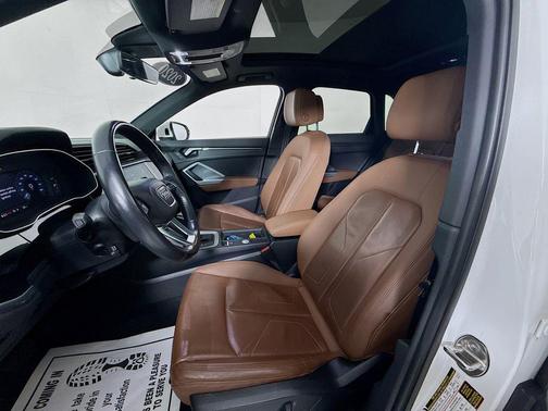 2020 Audi Q3 45 S line Premium