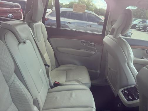 Crystal White Pearl Metallic 2017 Volvo XC90 Hybrid T8 Inscription