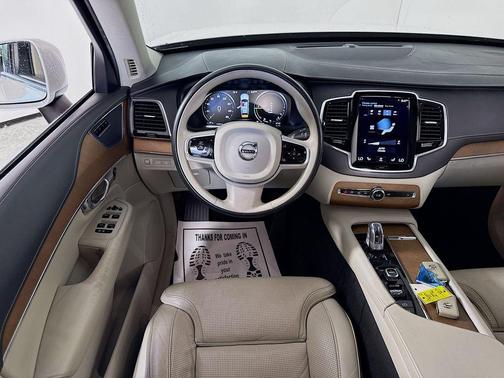 Crystal White Pearl Metallic 2017 Volvo XC90 Hybrid T8 Inscription
