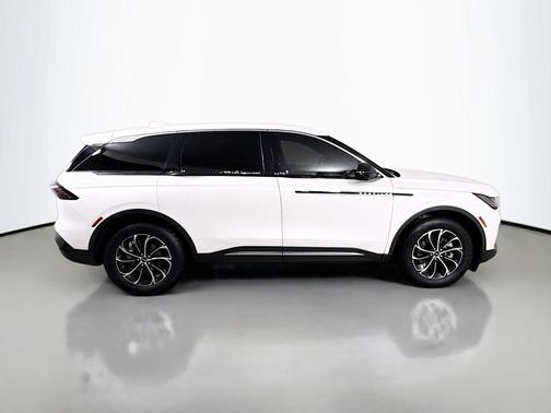 2024 Lincoln Nautilus Premiere