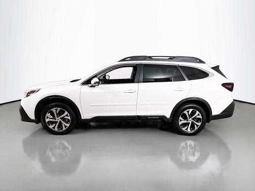Crystal White Pearl 2020 Subaru Outback Limited XT