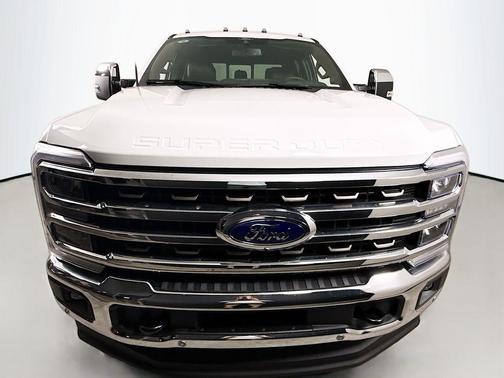 Star White 2026 Ford F-250 King Ranch