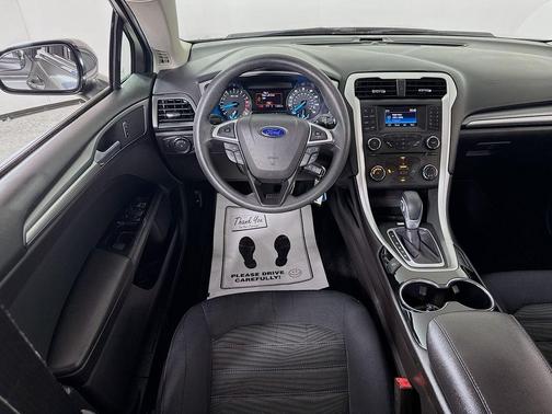 Magnetic 2016 Ford Fusion SE