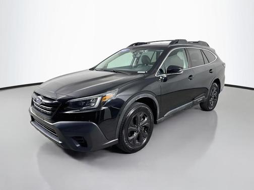 Crystal Black Silica 2022 Subaru Outback Onyx Edition XT