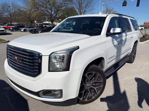 2019 GMC Yukon XL SLT