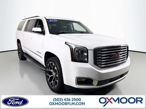 Summit White 2019 GMC Yukon XL SLT