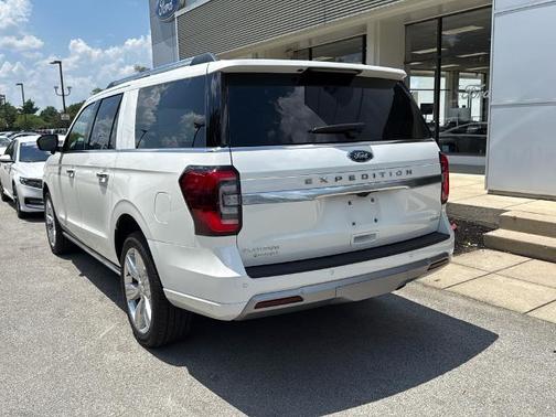 2024 Ford Expedition PLATINUM