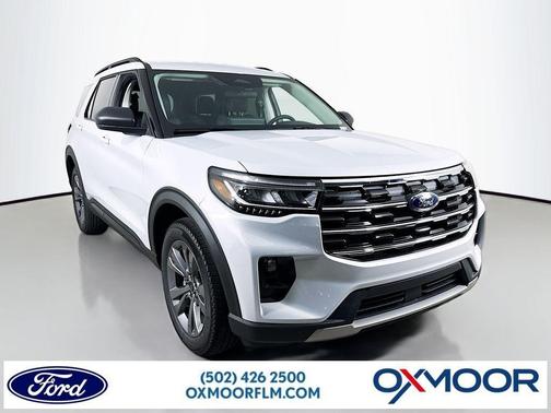 Space White Metallic 2026 Ford Explorer Active