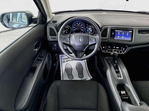 Modern Steel Metallic 2018 Honda HR-V EX