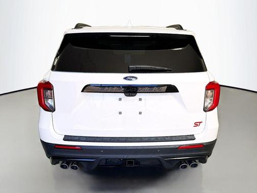 Star White 2024 Ford Explorer ST
