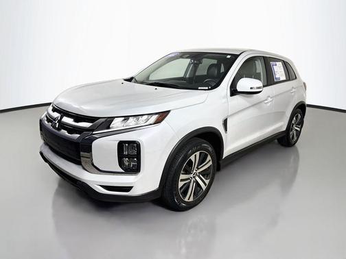 White Diamond 2022 Mitsubishi Outlander Sport SE
