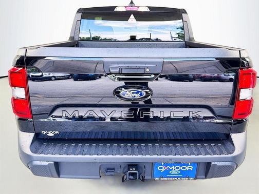 Shadow Black 2026 Ford Maverick Lariat