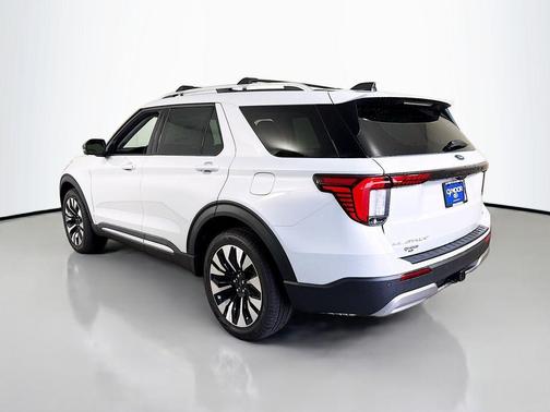 Space White Metallic 2026 Ford Explorer Platinum