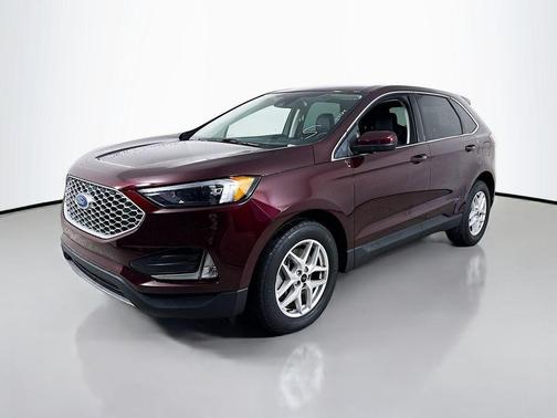 Burgundy Velvet Metallic Tinted Clearcoat 2024 Ford Edge SEL