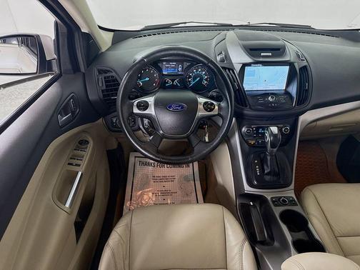 White Platinum Tri-Coat Metallic 2016 Ford Escape SE