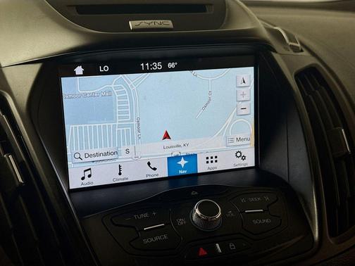 White Platinum Tri-Coat Metallic 2016 Ford Escape SE