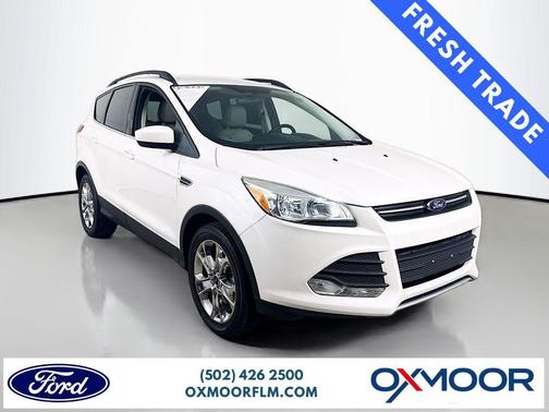 White Platinum Tri-Coat Metallic 2016 Ford Escape SE